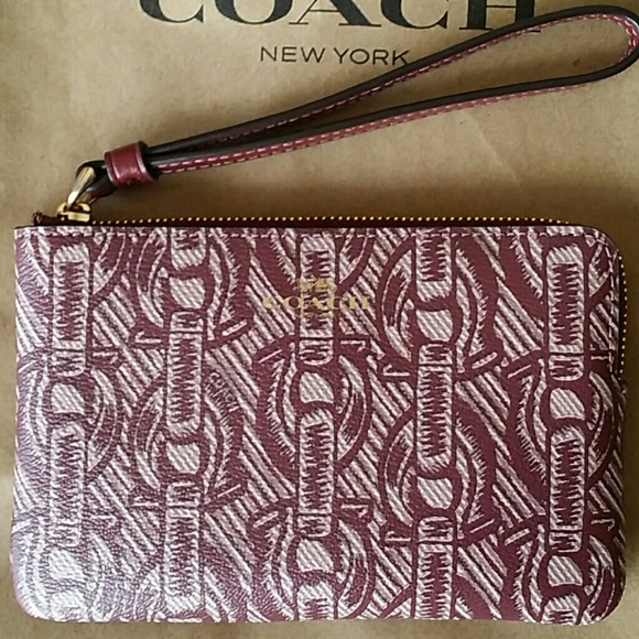 ✅ NEW WITH TAGS❗️COACH CORNER ZIP WRISTLET ✅  - Picture 3 of 9